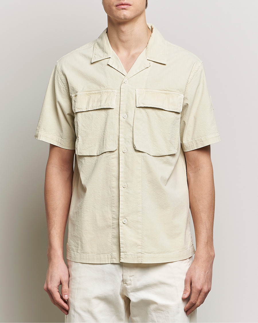 Men |  | Belstaff | Caster Short Sleeve Seersucker Shirt Beige