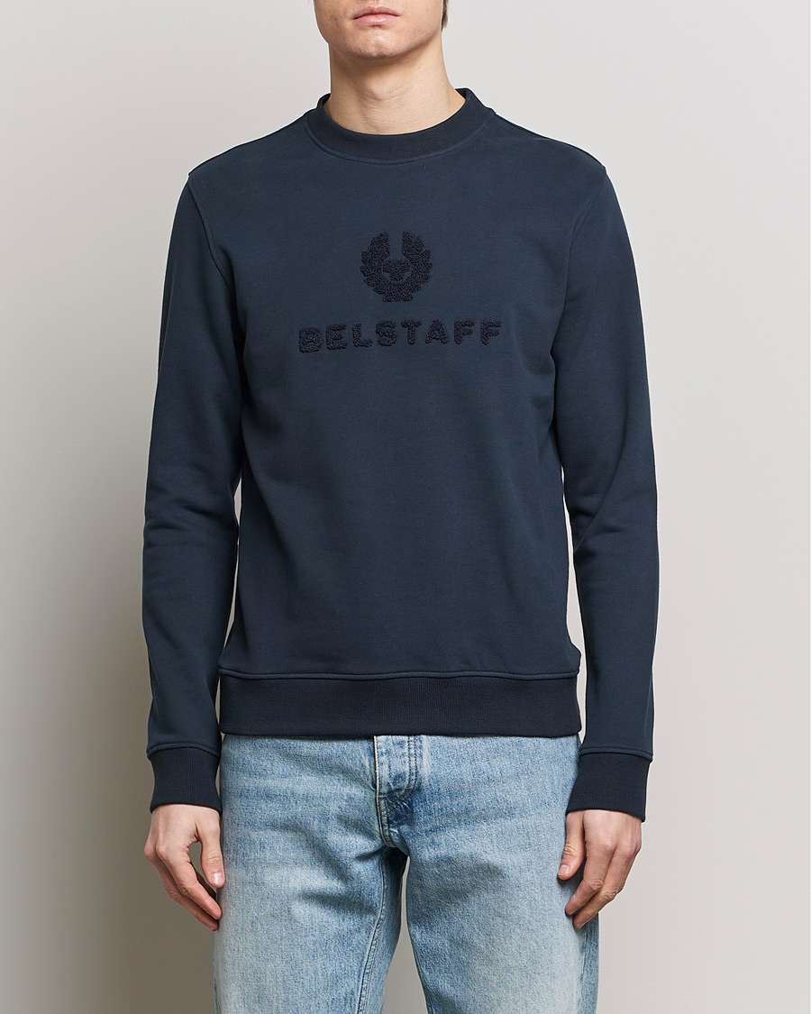 Herr | Realisation | Belstaff | Varsity Logo Sweatshirt Dark Ink