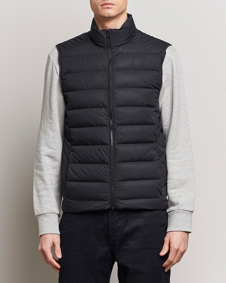 Men | Coats & Jackets | Scandinavian Edition | Ratio II Lightweight Padded Vest Onyx
