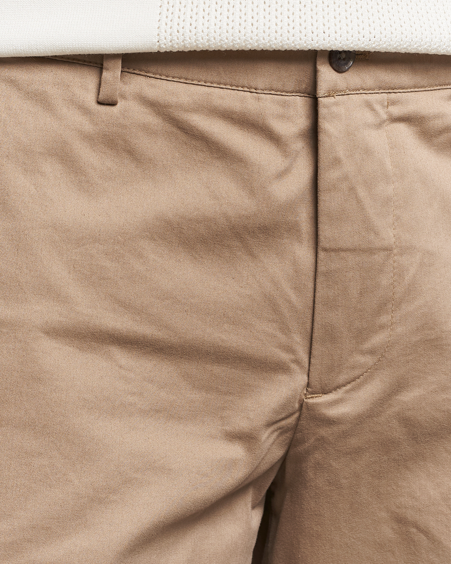 Men | Shorts | J.Lindeberg | Nathan Cloud Satin Shorts Batique Khaki