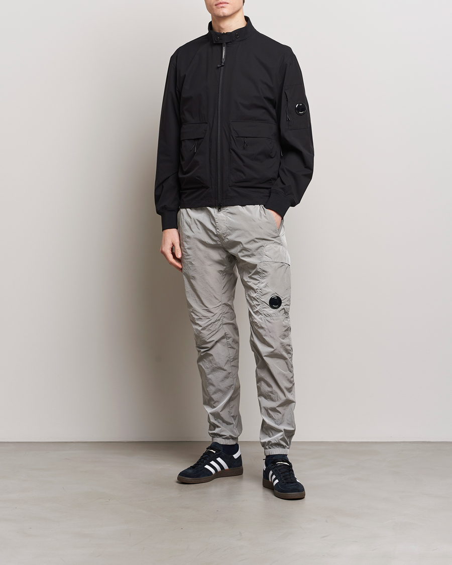 【新品】C.P. COMPANY military goggle pants C.p Company Combat Pants Goggle Pocket Mpa132a 005529g