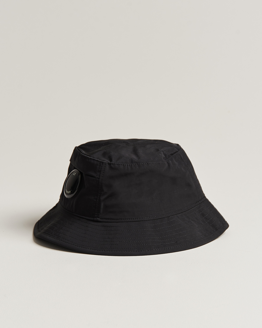 Men | C.P. Company Chrome R Bucket Hat Black | C.P. Company | Chrome R Bucket Hat Black