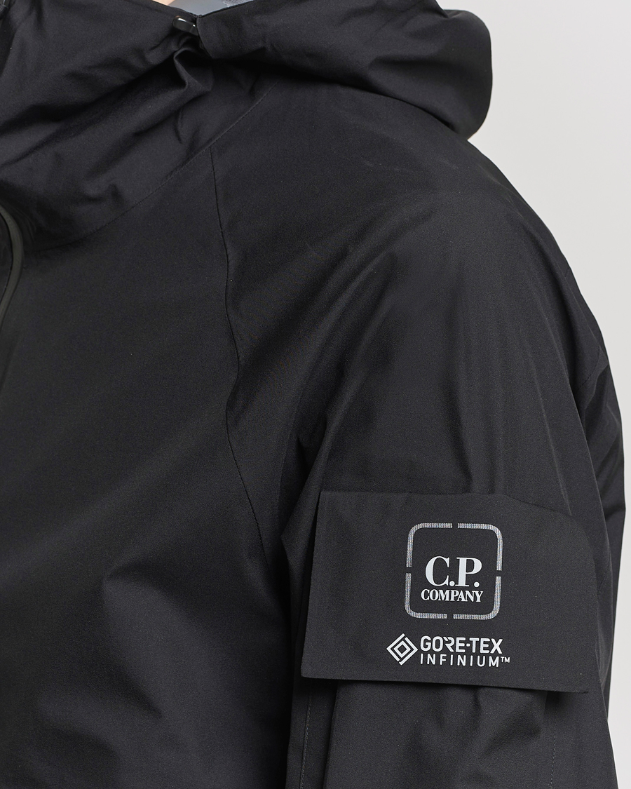 Men | Coats & Jackets | C.P. Company | Metropolis GORE-TEX Nylon Hooded Jacket Black