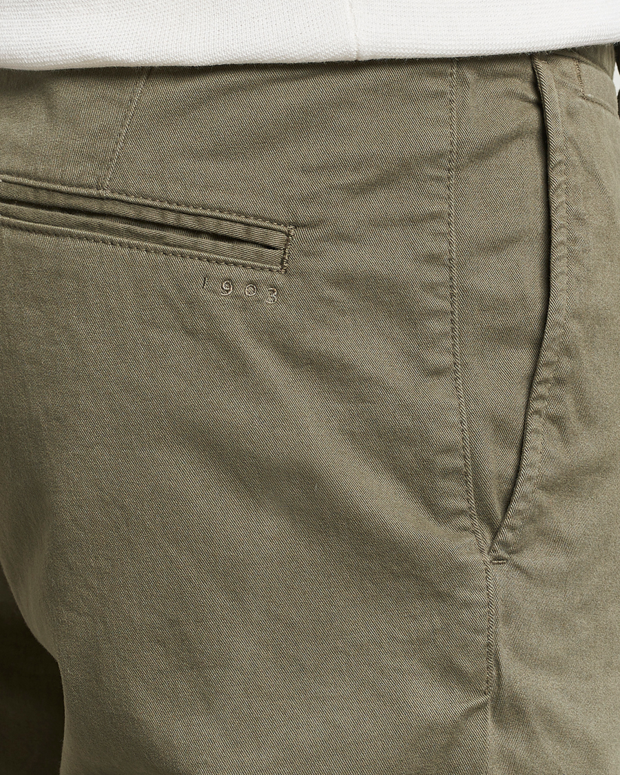 Men | Trousers | Tiger of Sweden | Caidon Cotton Chinos Dusty Green