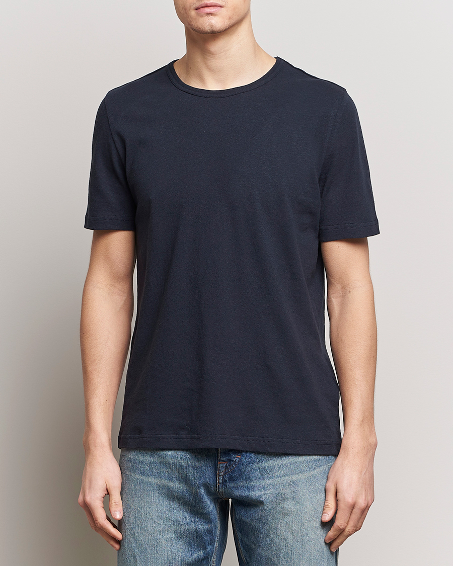 Men | Short Sleeve T-shirts | Tiger of Sweden | Olaf Cotton/Linen Crew Neck T-Shirt Light Ink