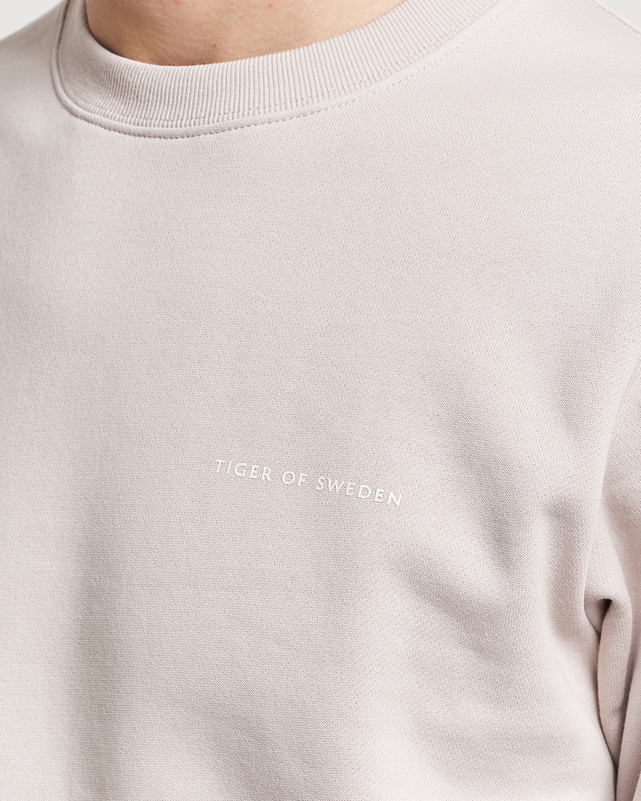 Men | Sweaters & Knitwear | Tiger of Sweden | Emerson Crew Neck Sweatshirt Grey Sand
