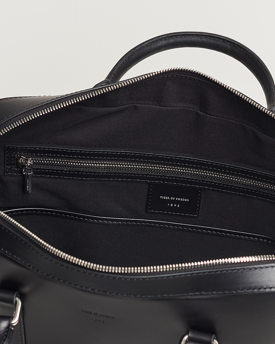 Men | Tiger of Sweden Brevis Smooth Leather Briefcase Black | Tiger of Sweden | Brevis Smooth Leather Briefcase Black