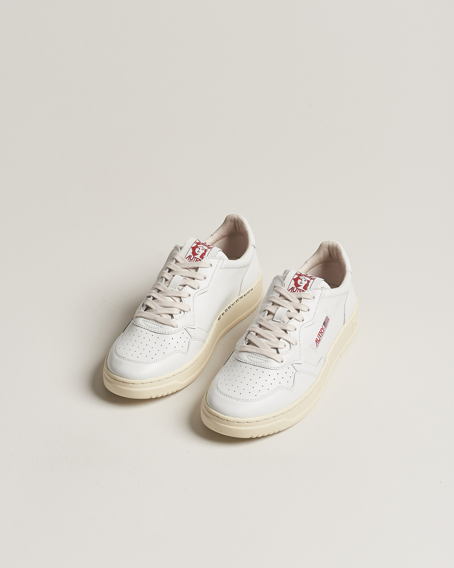 Men | Sneakers | Autry | Medalist Low Leather Sneaker White/Red