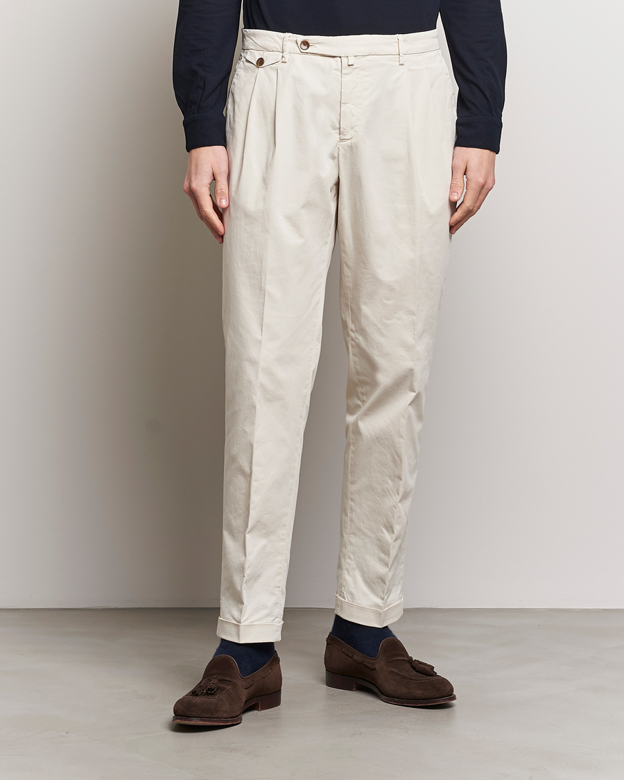 Men | Trousers | Briglia 1949 | Easy Fit Pleated Cotton Stretch Chino Cream