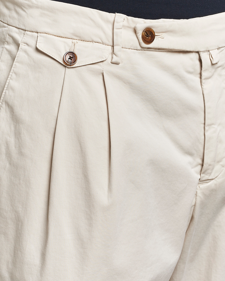Men | Trousers | Briglia 1949 | Easy Fit Pleated Cotton Stretch Chino Cream