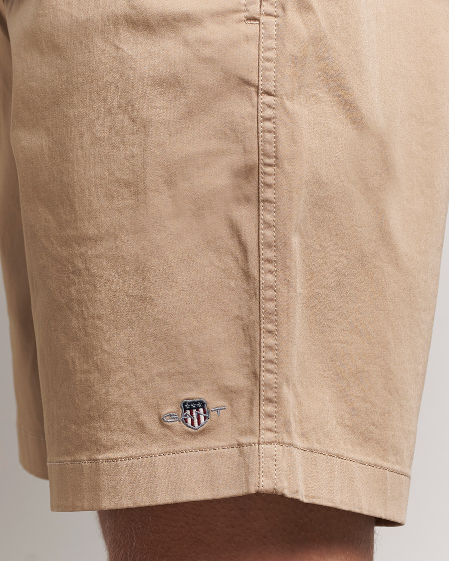 Men | Shorts | GANT | Drawstring Logo Shorts Dark Khaki