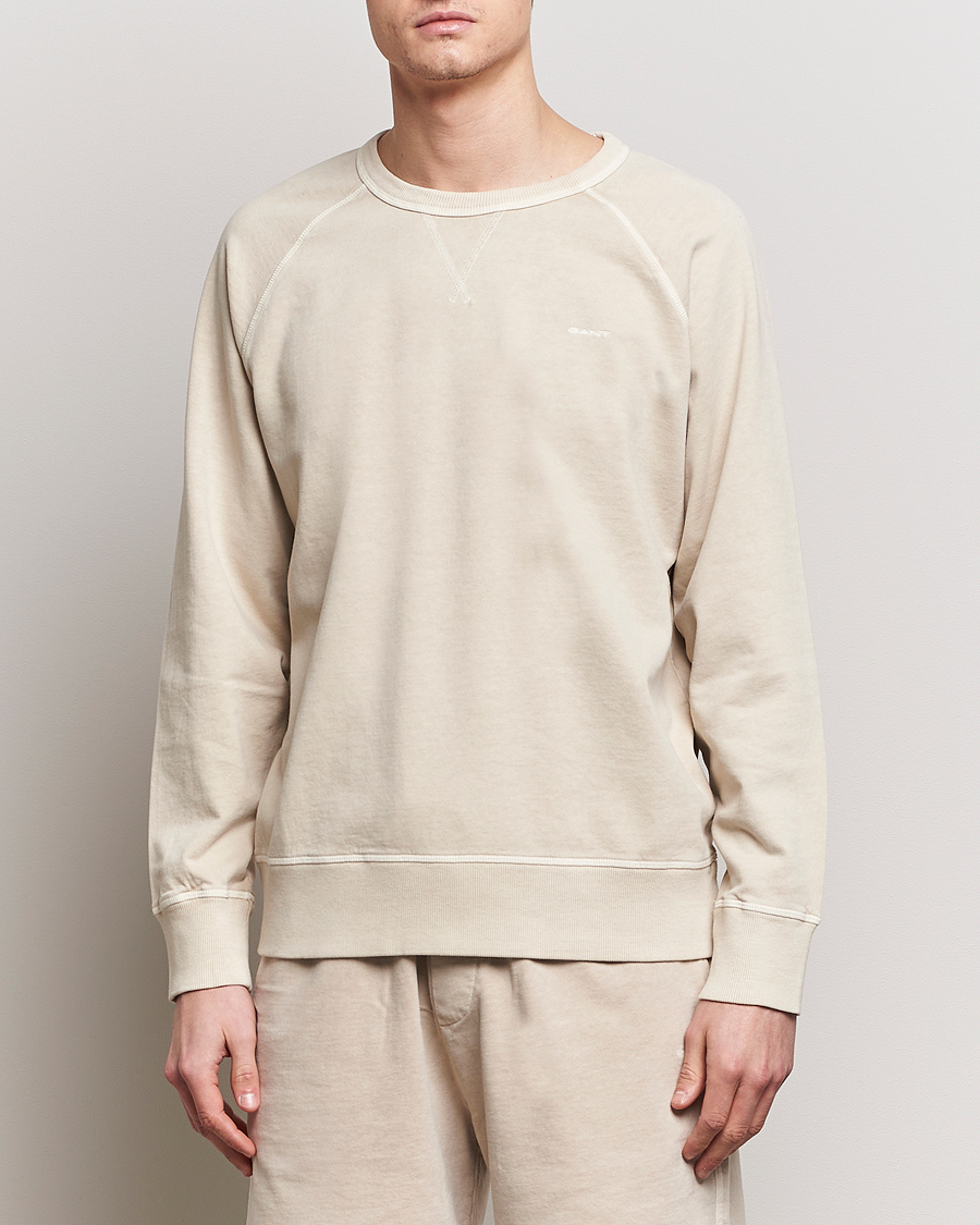 Men | Sweaters & Knitwear | GANT | Sunbleached Crew Neck Sweatshirt Silky Beige