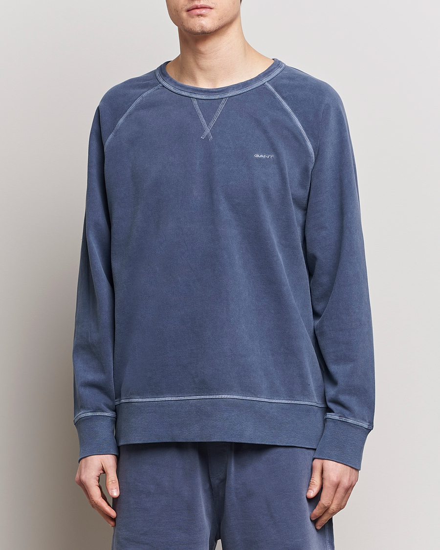 Men | Sweaters & Knitwear | GANT | Sunbleached Crew Neck Sweatshirt Dusty Blue Sea