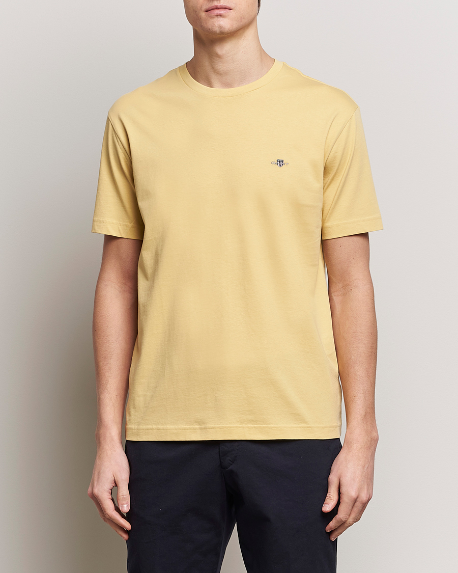Men | T-Shirts | GANT | The Original T-Shirt Dusty Yellow