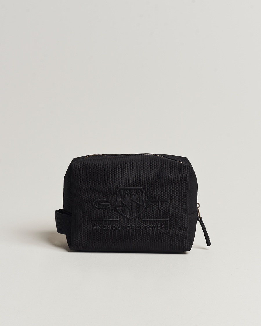 Men | GANT Tonal Shield Wash Bag Ebony Black | GANT | Tonal Shield Wash Bag Ebony Black