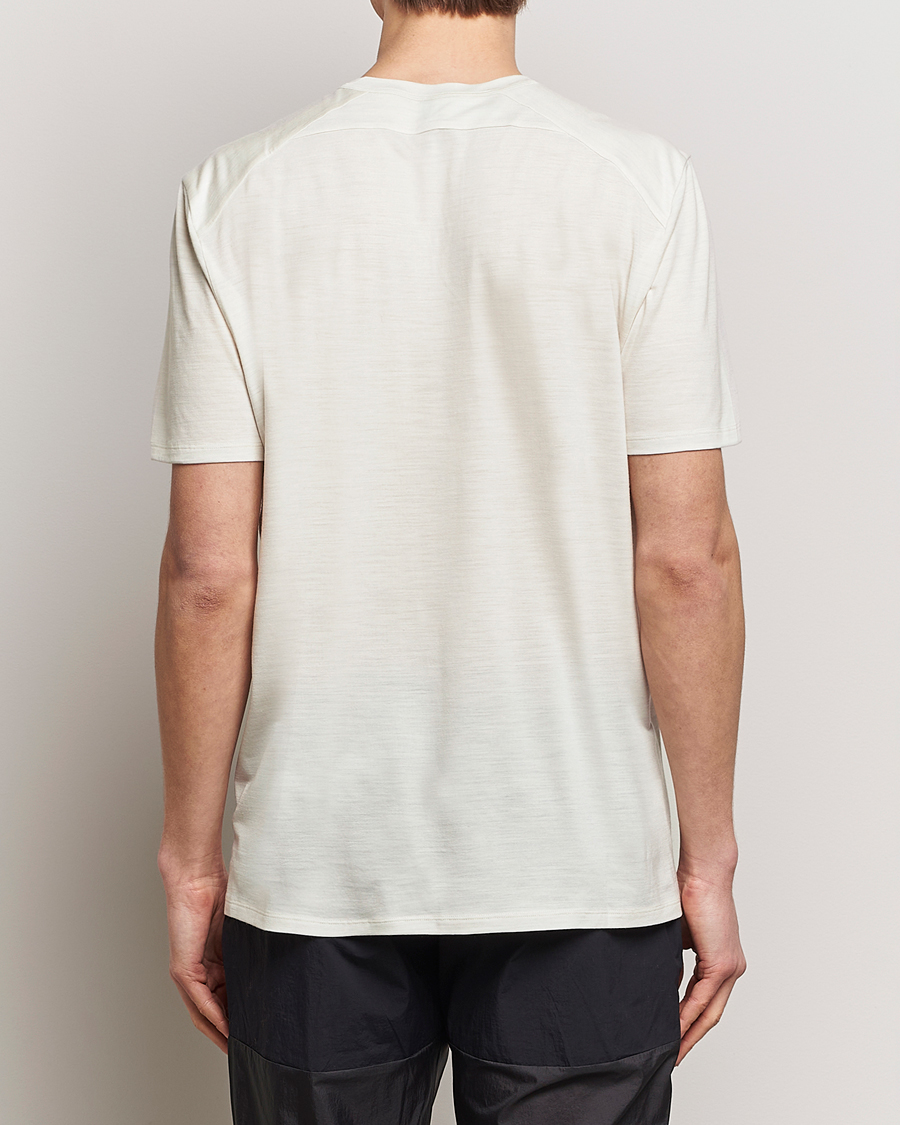 Men | T-Shirts | Arc'teryx Veilance | Frame Short Sleeve T-Shirt Oat Heather