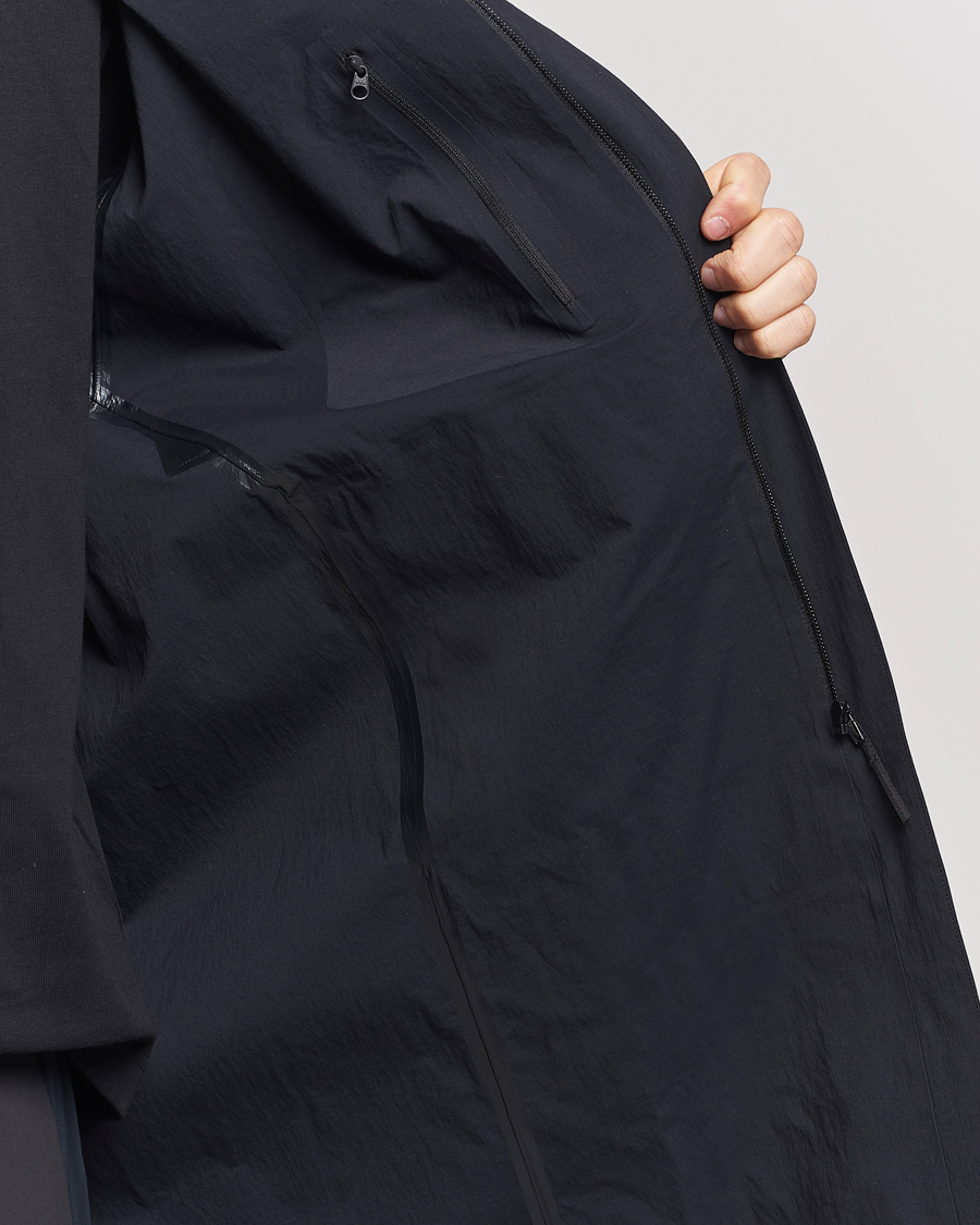 Men | Coats & Jackets | Arc'teryx Veilance | Incenter Weather Protection Coat Black