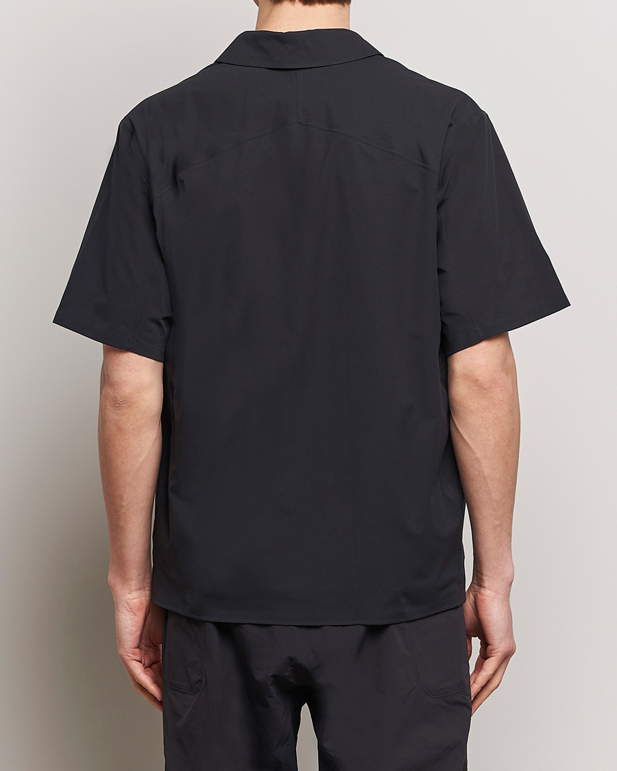 Men | Shirts | Arc'teryx Veilance | Field Short Sleeve Shirt Black