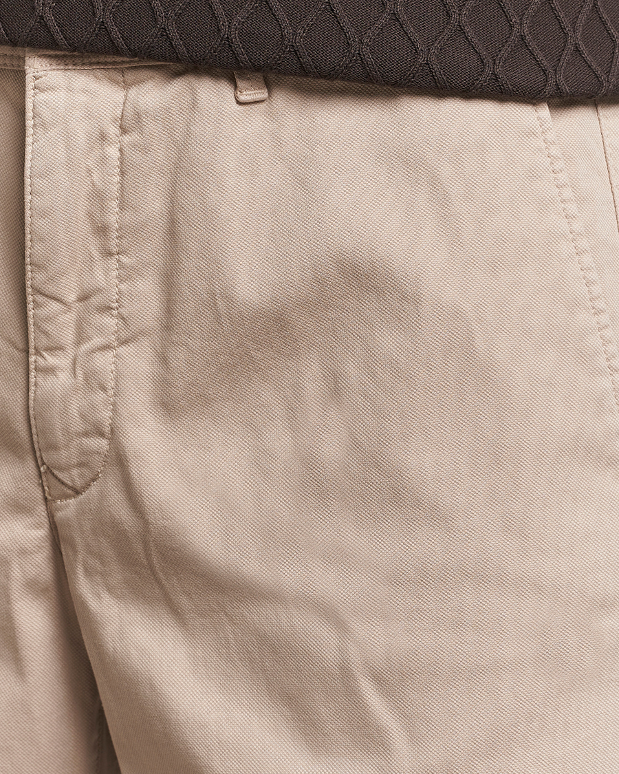 Men | Shorts | Oscar Jacobson | Teodor Cotton Shorts Beige