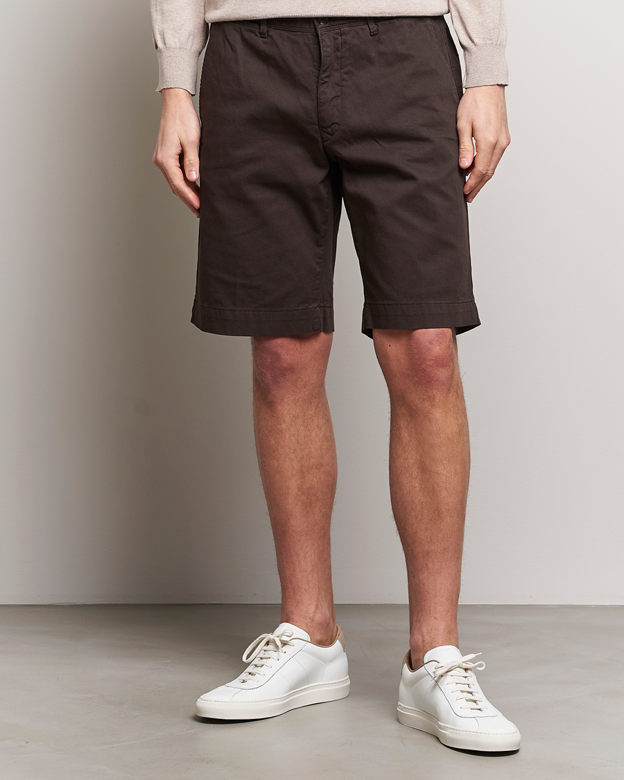 Men | Chino Shorts | Oscar Jacobson | Teodor Cotton Shorts Brown