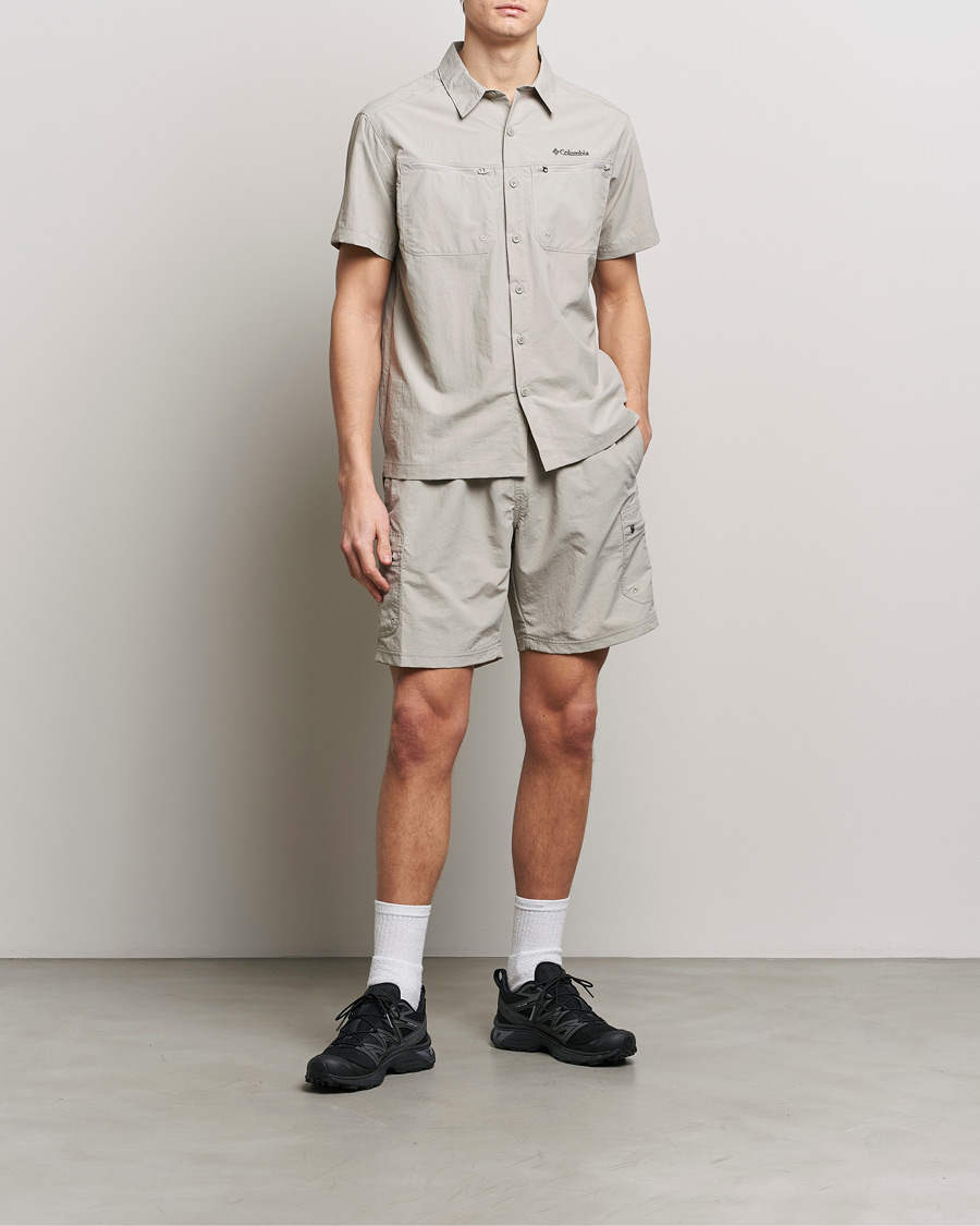 Men | Shirts | Columbia | Mountaindale Short Sleeve Outdoor Shirt Flint Grey