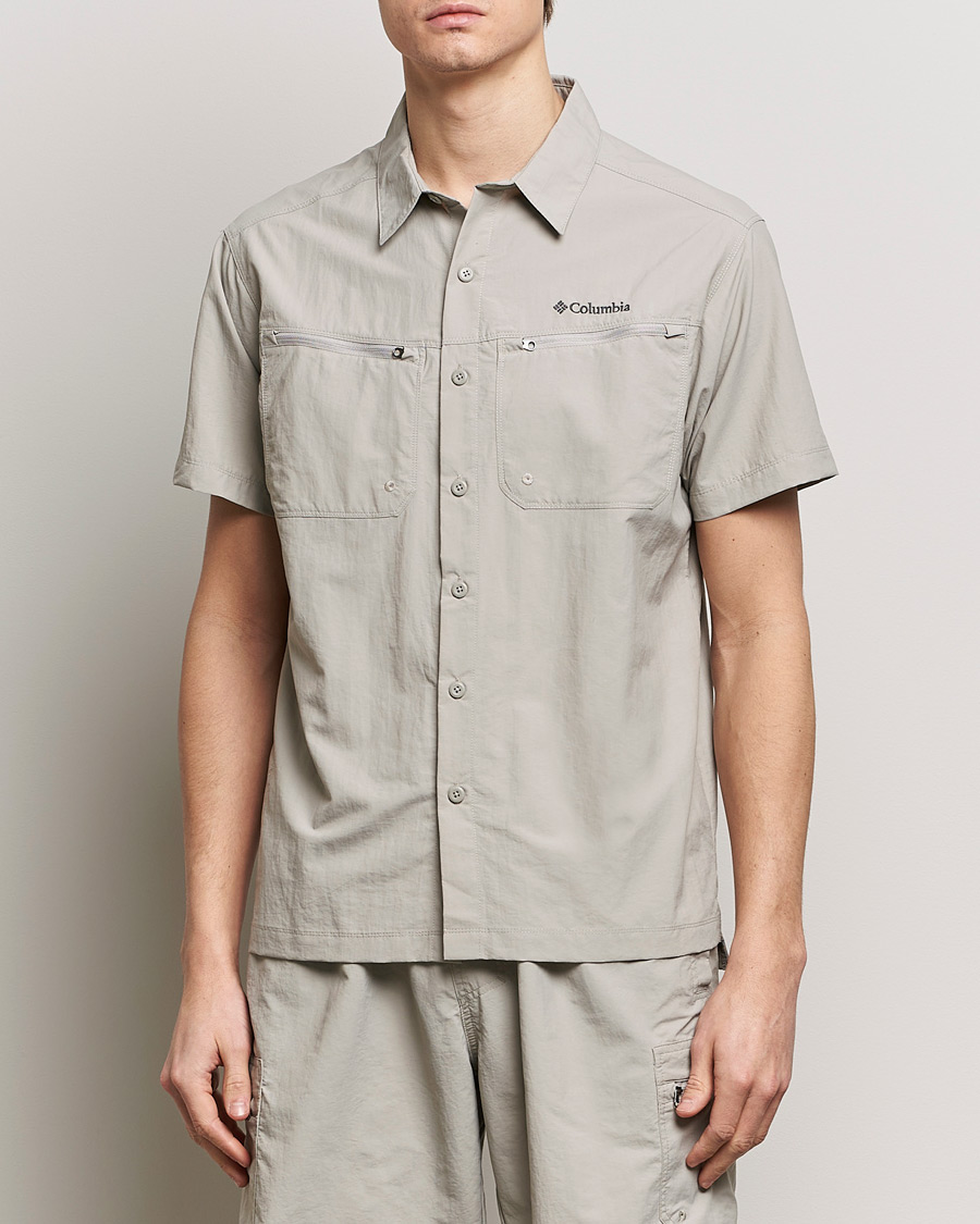 Men | Clothing | Columbia | Mountaindale Short Sleeve Outdoor Shirt Flint Grey