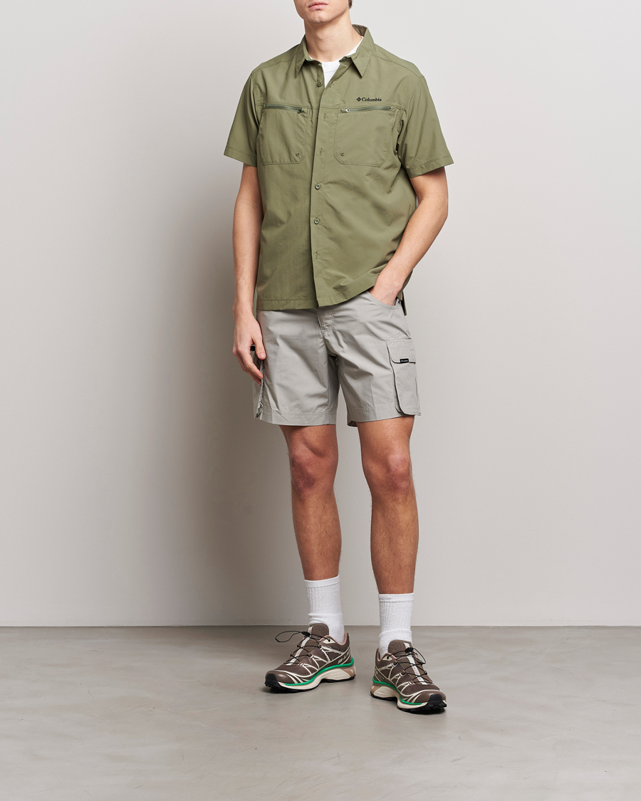Men | Shirts | Columbia | Mountaindale Short Sleeve Outdoor Shirt Stone Green