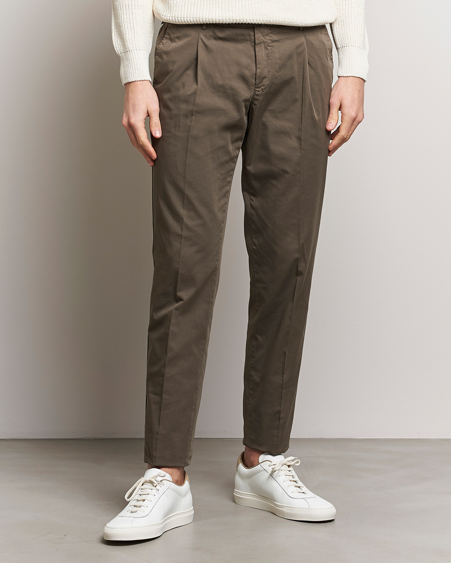 Men | Trousers | PT01 | Slim Fit Garment Dyed Stretch Chinos Dark Brown