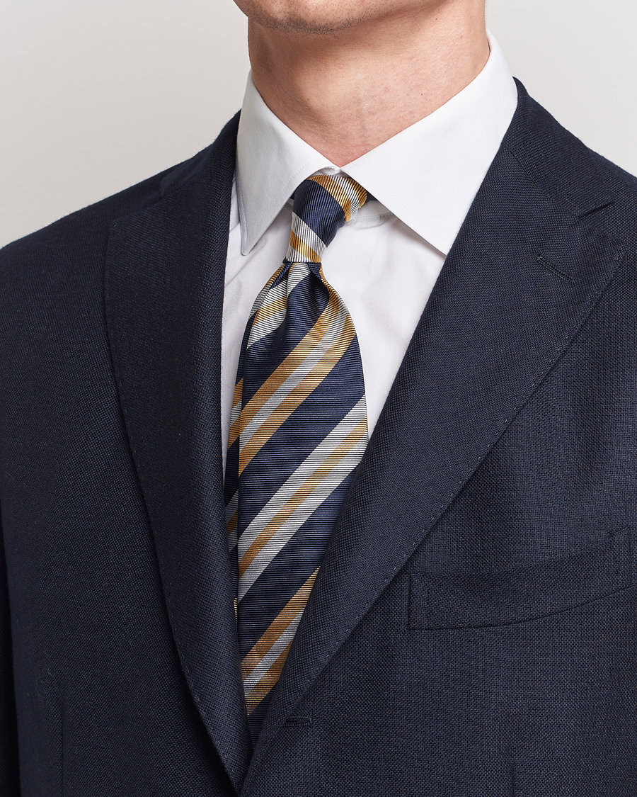 Men | Dark Suit | Amanda Christensen | Silk Club Striped 8cm Tie Navy/Yellow