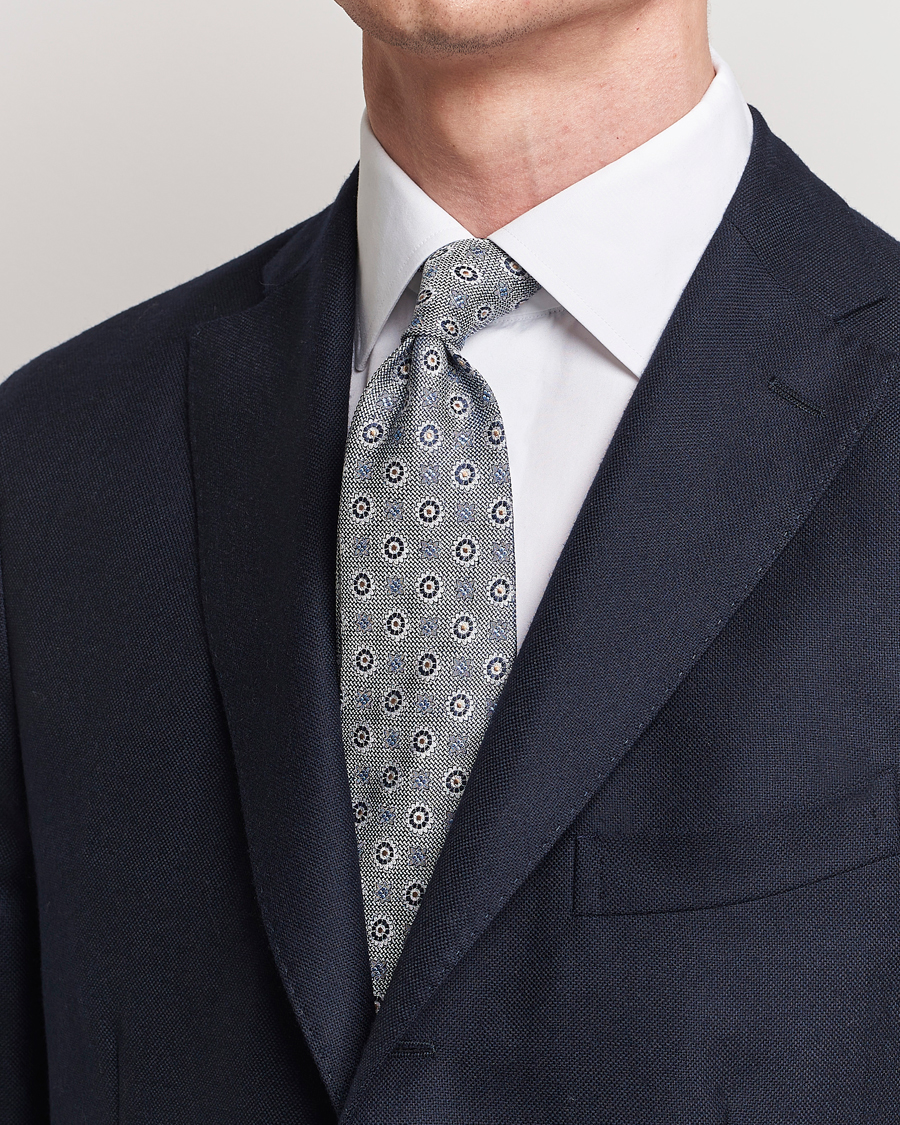 Men | Dark Suit | Amanda Christensen | Linen/Silk Printed Flower 8cm Tie Navy