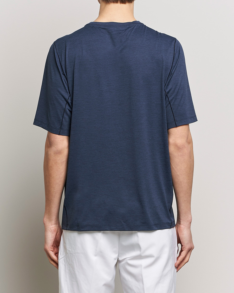 Men | T-Shirts | Arc'teryx | Cormac Bird Logo Crew Neck T-Shirt Black Sapphire