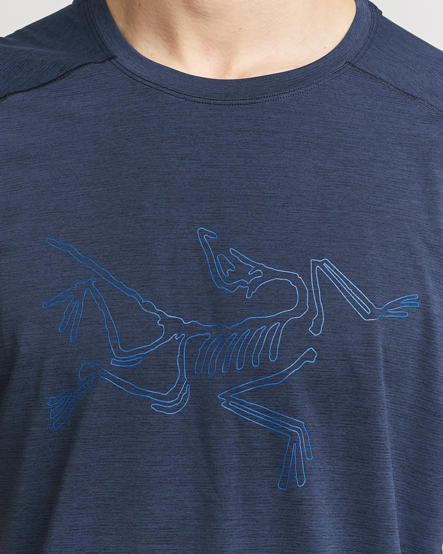 Men | T-Shirts | Arc'teryx | Cormac Bird Logo Crew Neck T-Shirt Black Sapphire