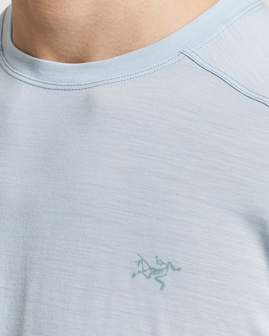 Men | T-Shirts | Arc'teryx | Ionia Merino Wool Crew Neck T-Shirt Dark Daybreak