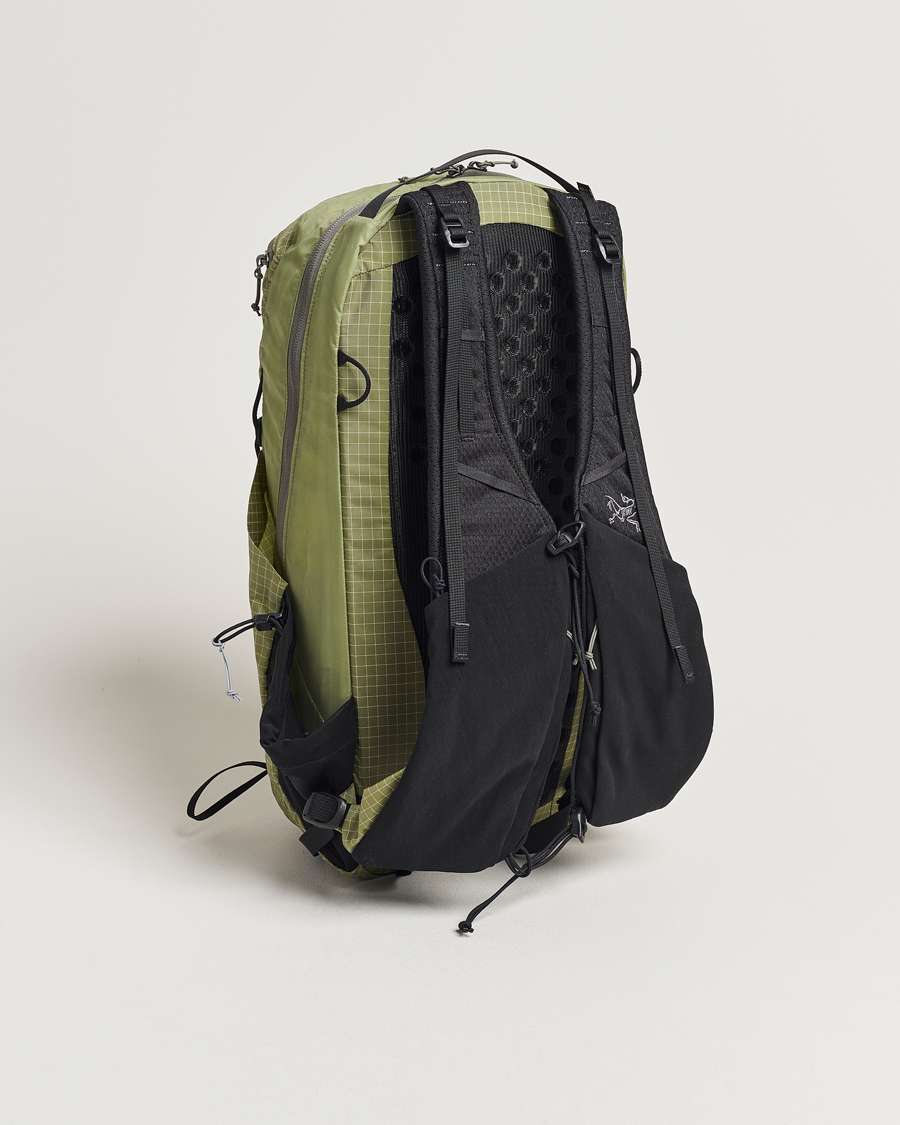 Arc'teryx Aerios 18L Backpack Chloris/Forage at CareOfCarl.com