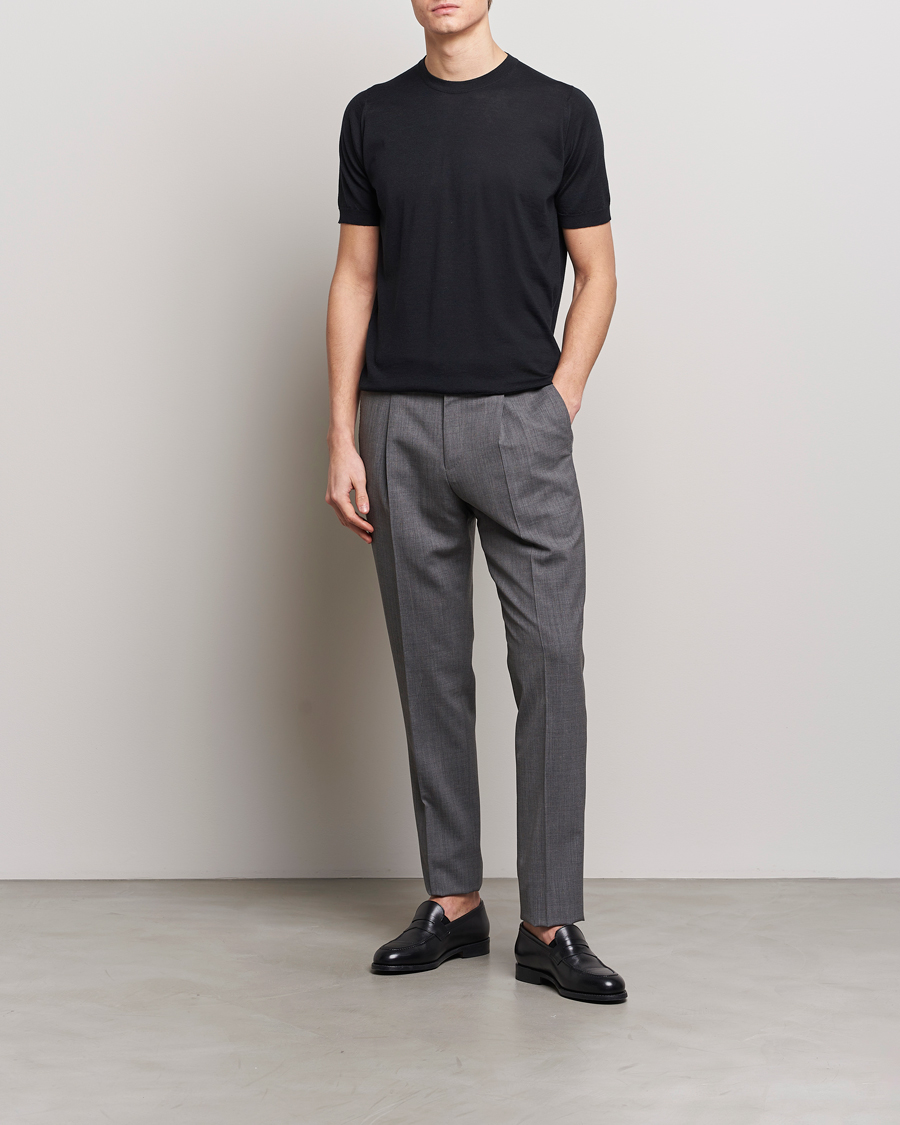 Men | T-Shirts | John Smedley | Hilcote Wool/Sea Island Cotton T-Shirt Black