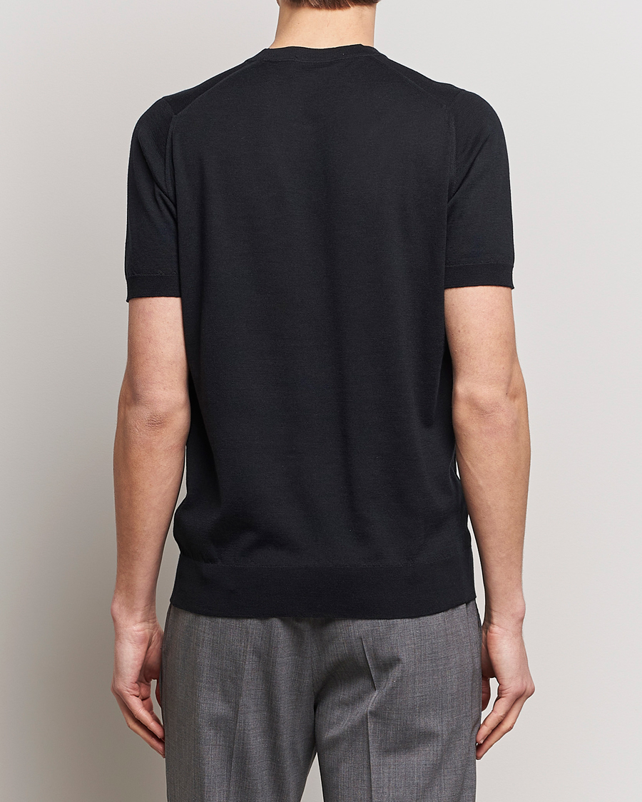 Men | T-Shirts | John Smedley | Hilcote Wool/Sea Island Cotton T-Shirt Black