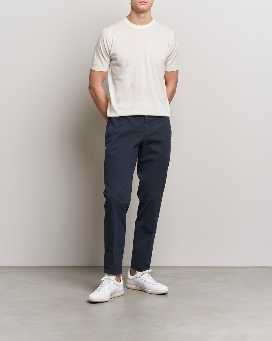 Men | T-Shirts | John Smedley | Hilcote Wool/Sea Island Cotton T-Shirt Chalk White