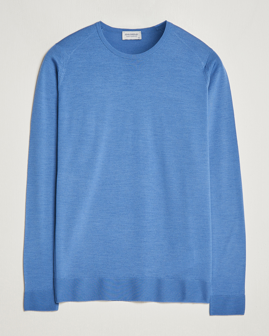 Men | Sweaters & Knitwear | John Smedley | Lundy Extra Fine Merino Crew Neck Riviera Blue