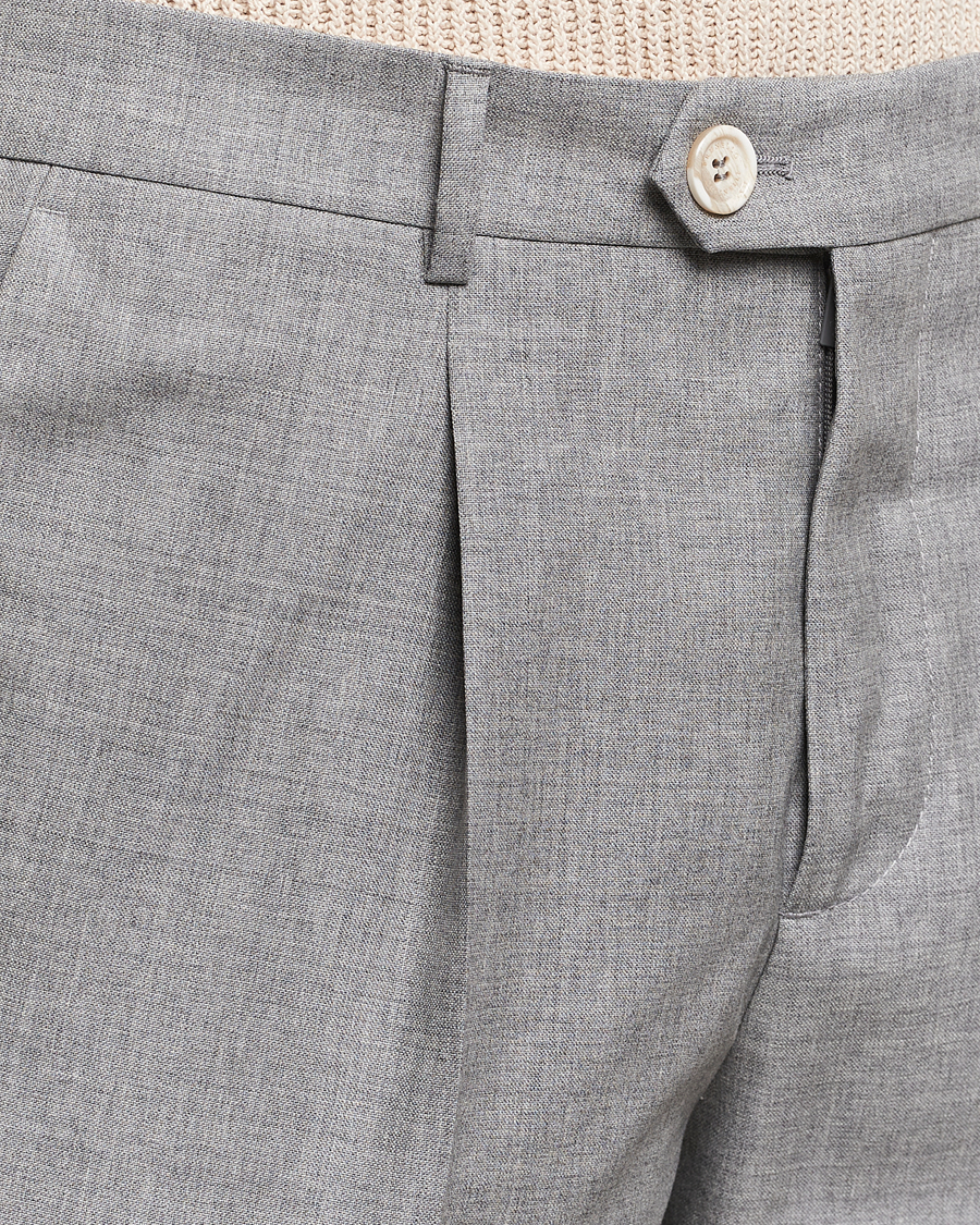 Men | Trousers | Brunello Cucinelli | Pleated Wool Trousers Light Grey