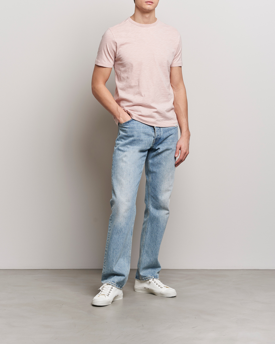 Men | T-Shirts | Merz b. Schwanen | Organic Pima Cotton Slub Crew Neck T-Shirt Dusted Pink