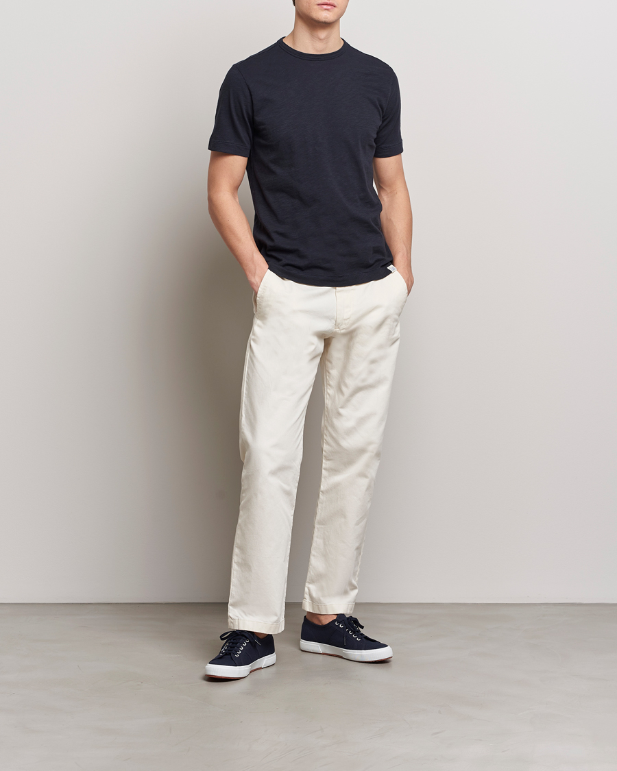 Men | T-Shirts | Merz b. Schwanen | Organic Pima Cotton Slub Crew Neck T-Shirt Dark Navy