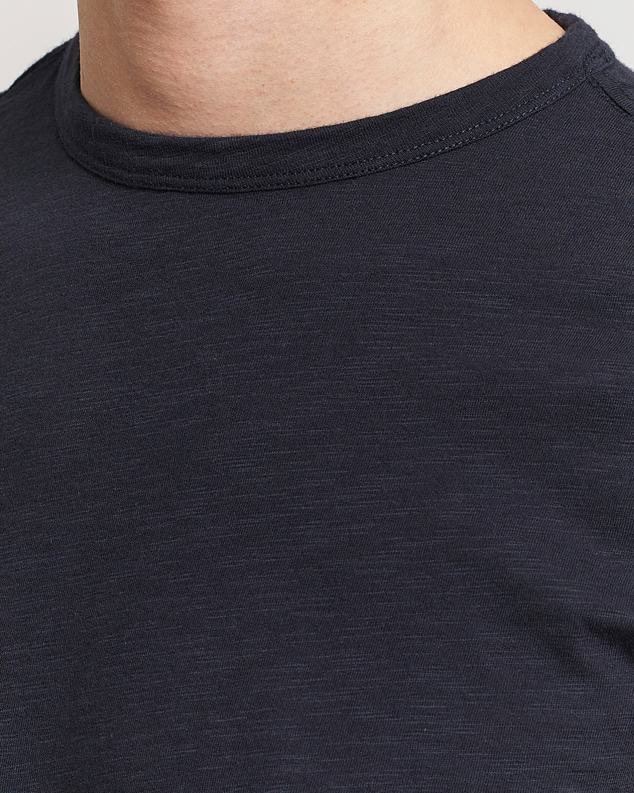 Men | T-Shirts | Merz b. Schwanen | Organic Pima Cotton Slub Crew Neck T-Shirt Dark Navy