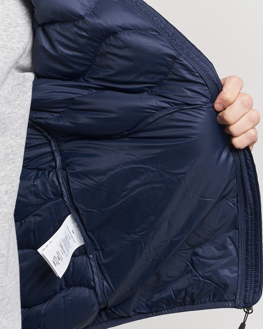 Men | Coats & Jackets | Peak Performance | Helium Down Vest Blue Shadow