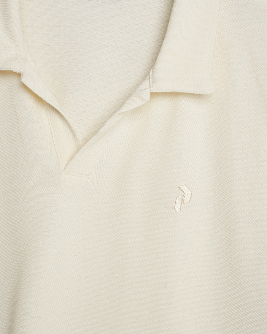 Men | Short Sleeve Polo Shirts | Peak Performance | Cotton Coolmax Open Collar Polo Vintage White