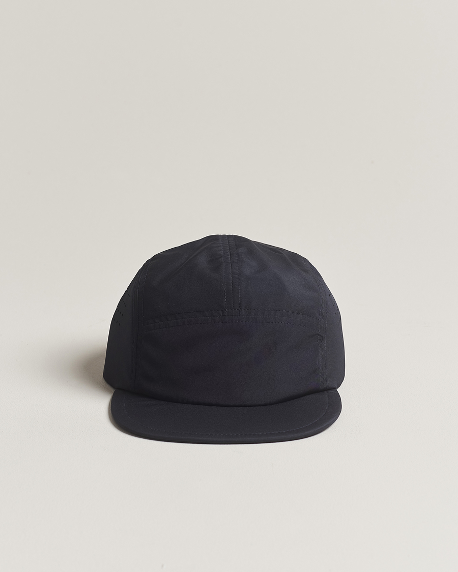 Men | Hats & Caps | Peak Performance | Peak PerformanceLightweight CapSalute Blue
