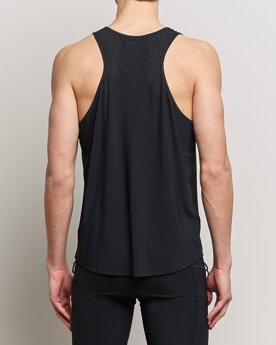 Men | T-Shirts | Satisfy | Space-O Singlet Black