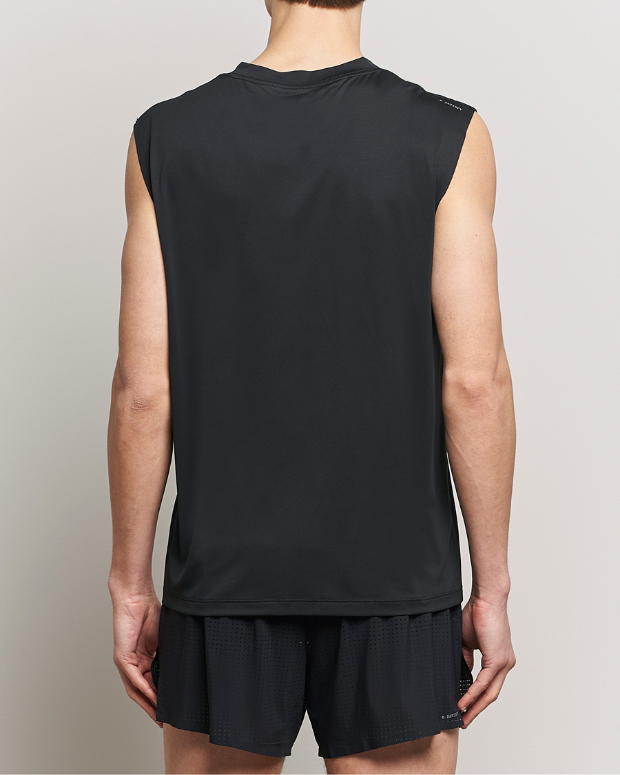 Men | T-Shirts | Satisfy | AuraLite Muscle Tee Black