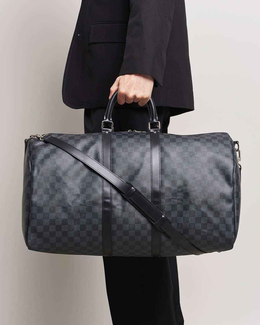 Men | Louis Vuitton Pre-Owned Keepall Bandoulière 55 Damier Graphite | Louis Vuitton Pre-Owned | Keepall Bandoulière 55 Damier Graphite
