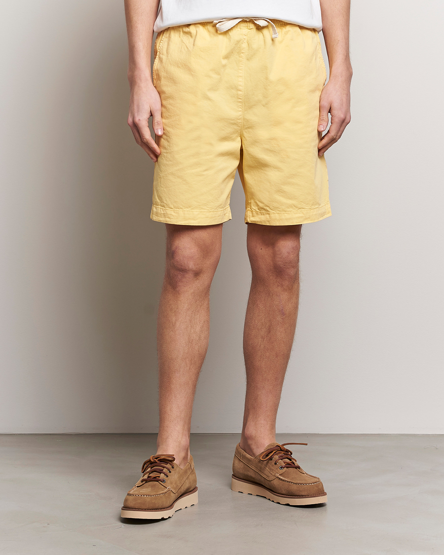Men | Clothing | Drôle de Monsieur | Drawstring Shorts Light Yellow