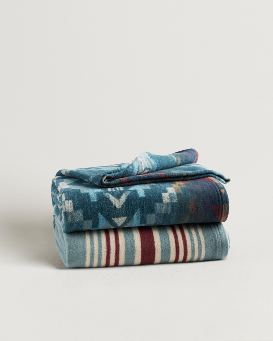 Men | Pendleton Blanket Set 2-Pack Carico/Marine Stripe | Pendleton | Blanket Set 2-Pack Carico/Marine Stripe